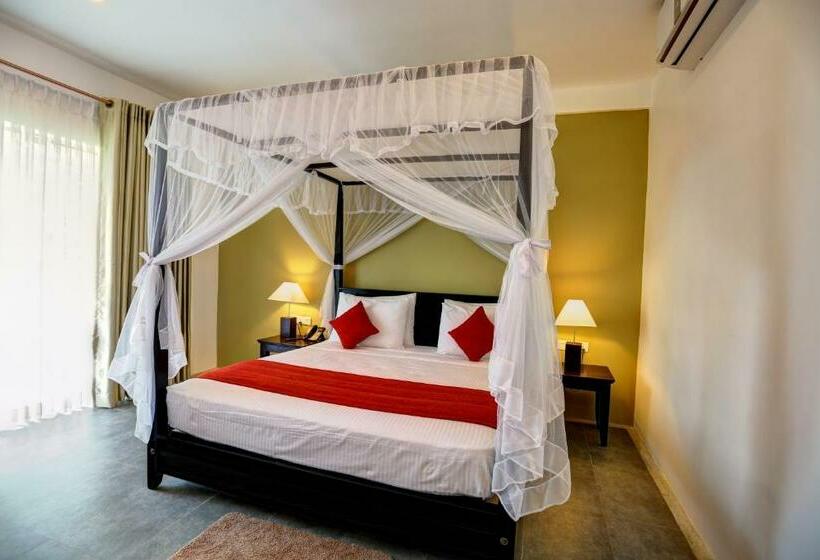 带阳台的豪华间, Tropical Life Resort And Spa