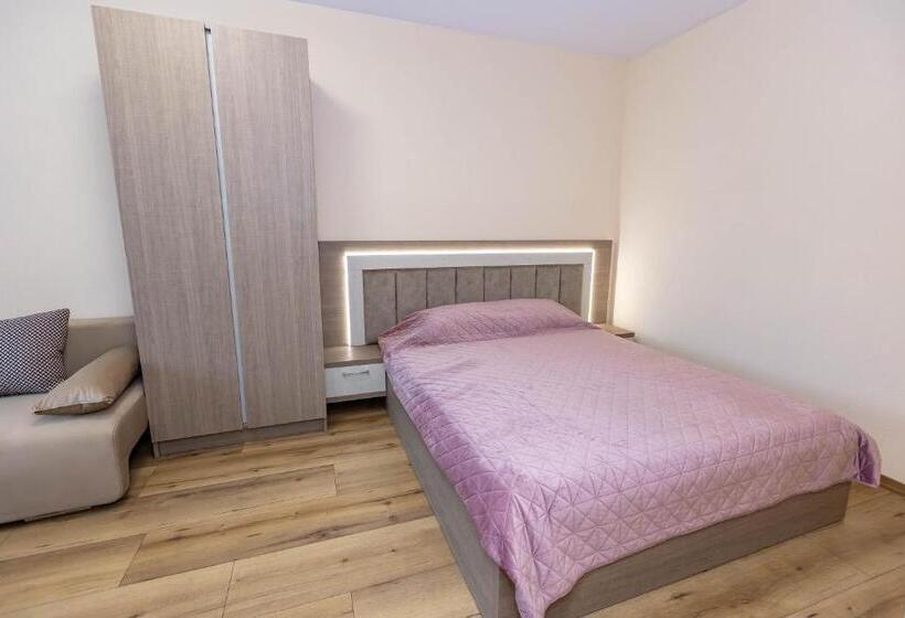 Номер Стандарт Трехместный, Family Hotel Ambrozia