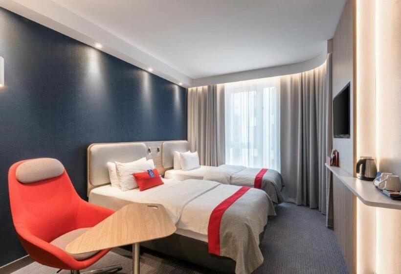 Номер Стандарт, Holiday Inn Express   Sindelfingen, An Ihg