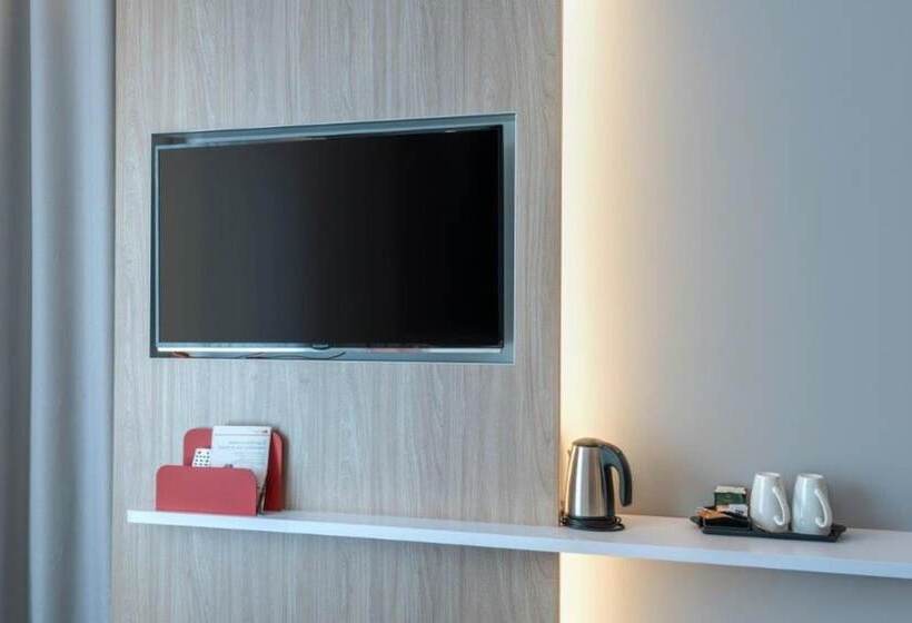 Номер Стандарт Адаптированный для Инвалидов, Holiday Inn Express   Sindelfingen, An Ihg