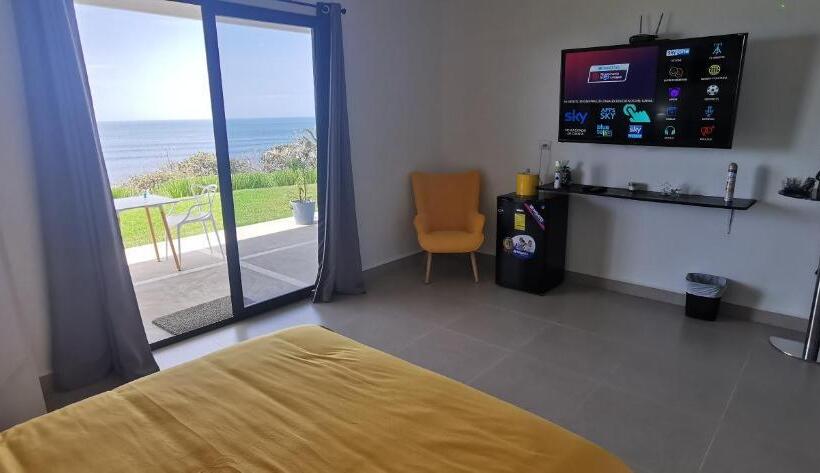 Номер Стандарт Вид на Море, Ocean Breeze Cove   Luxury Retreat