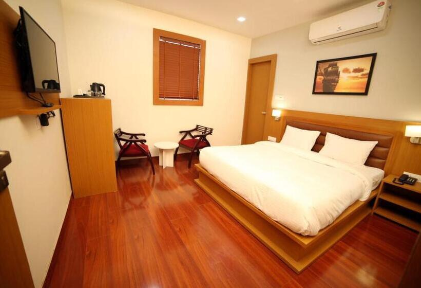 行政套房, Banyan Hotel&restro
