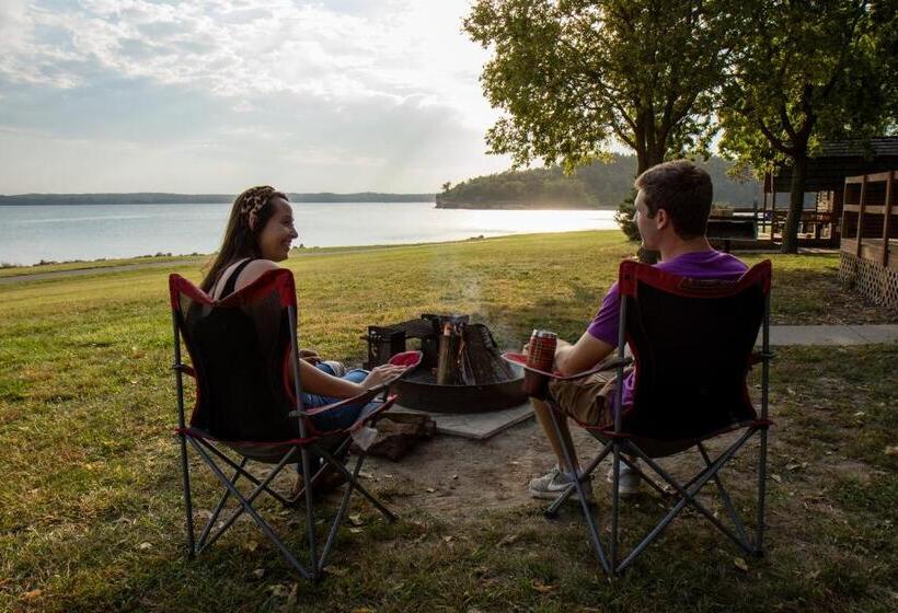 اتاق استاندارد برای معلولان, Lewis & Clark Resort