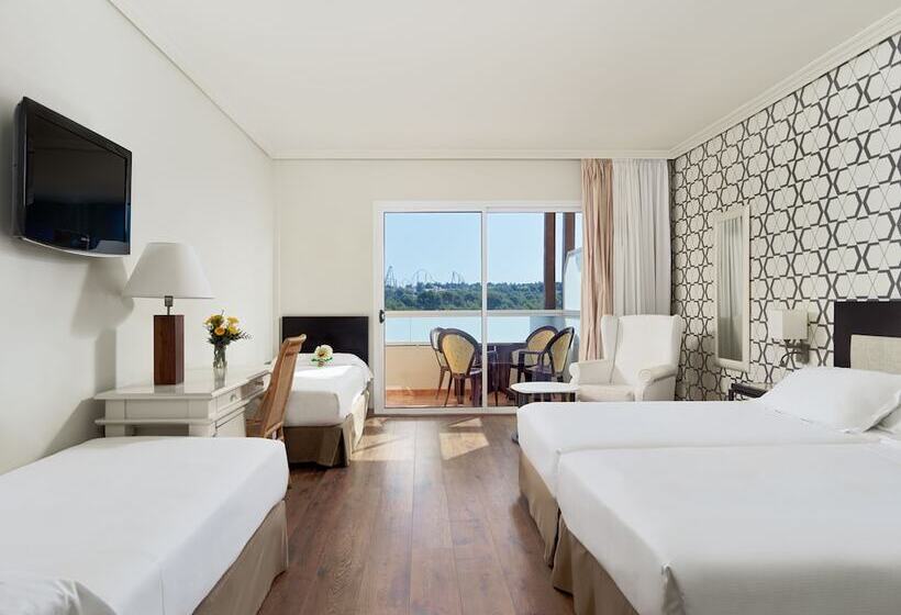 Quarto Familiar, H10 Salauris Palace