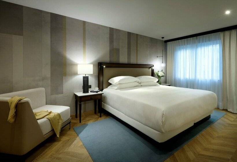 اتاق پرمیوم, Hyatt Regency Hesperia Madrid