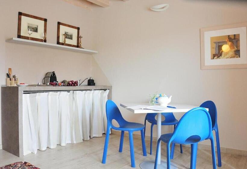 سوئیت جونیور با تراس, Agriturismo Corte Patrizia