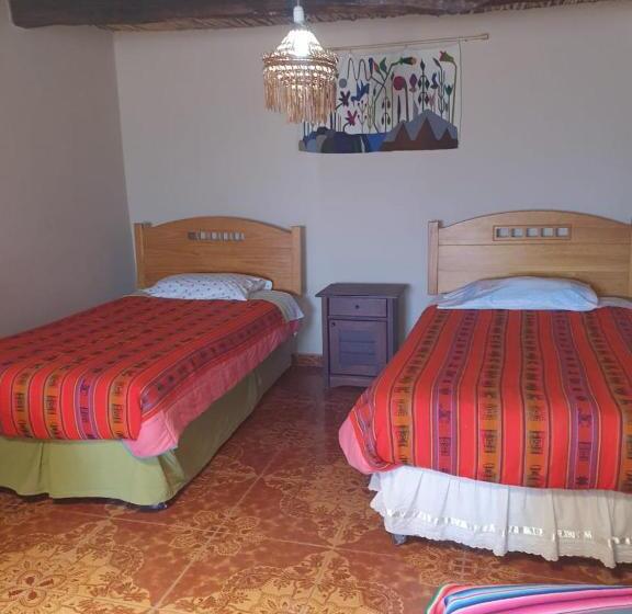 Quarto Quádruplo Estandar, Hostal Candelaria