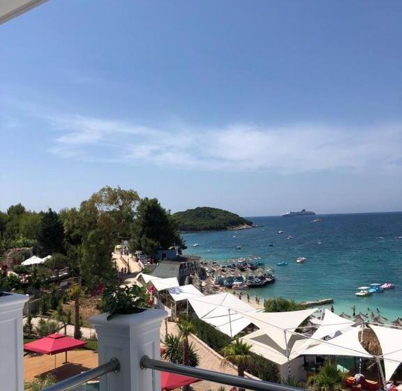 Deluxe Suite Sea View, Poda Boutique