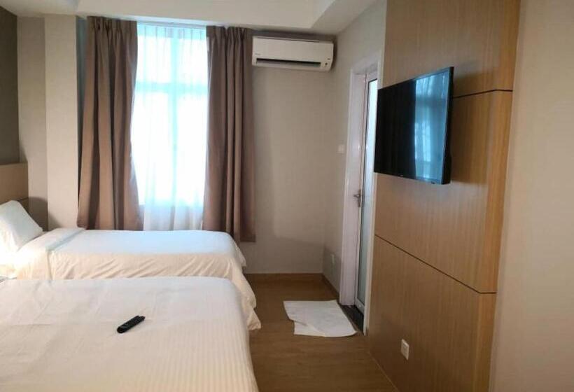Quarto Triplo Estandar, Walk In