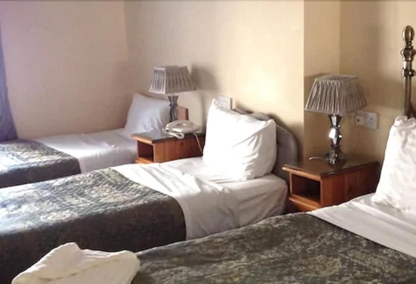 Семейный Номер, Acorn Guest House