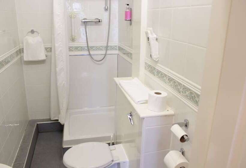 Номер Стандарт, Discovery Inn  Leeds