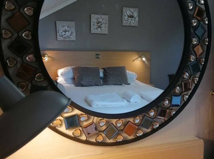 Quarto Estandar, The George Borrow