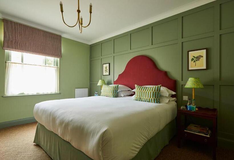 Семейный Номер, The Retreat, Elcot Park