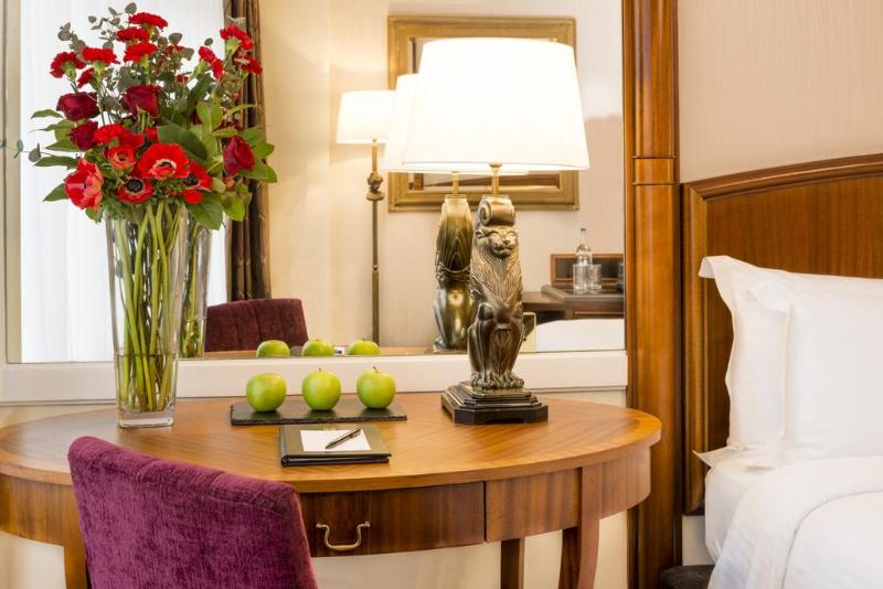 Номер Стандарт, Millennium Hotel London Knightsbridge