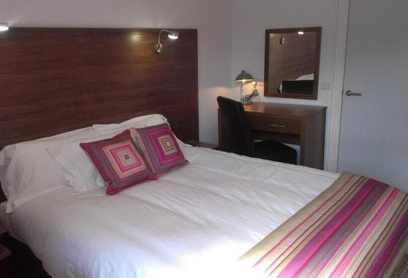 Стандартный Номер Кровать Кинг, The County Hotel   Self Check In, Speed Wi Fi, Free Parking, Central Location