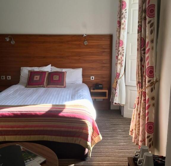 Стандартный Номер Кровать Кинг, The County Hotel   Self Check In, Speed Wi Fi, Free Parking, Central Location