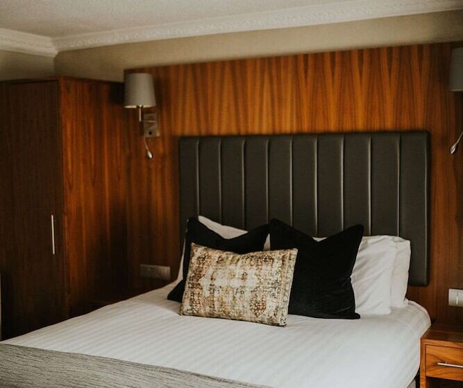 Семейный Номер, The Croft Hotel, Bw Signature Collection