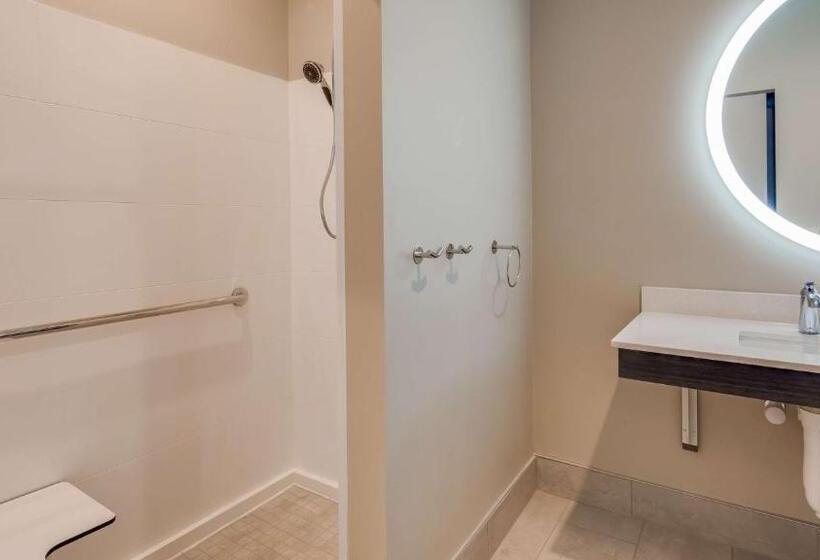 Люкс Адаптированный для Инвалидов, Best Western  Plus Executive Residency Rigby S Water World