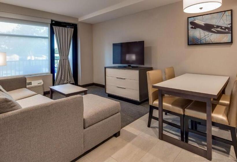 Люкс с Балконом, Best Western  Plus Executive Residency Rigby S Water World