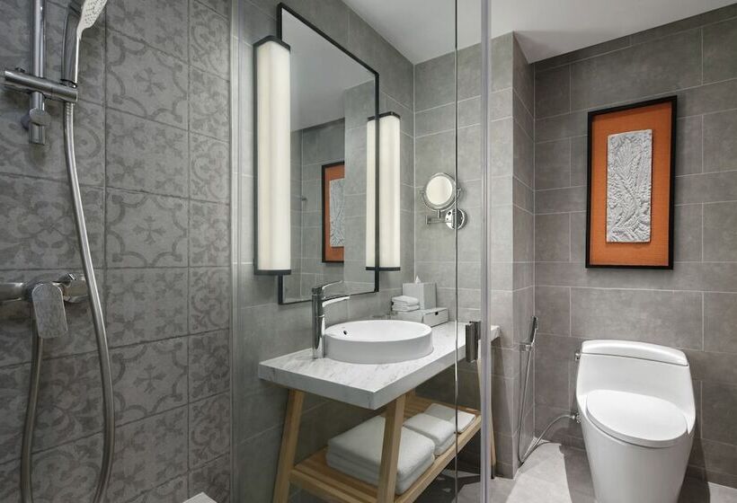 스탠다드 룸 더블 침대 2개, Four Points By Sheraton Phuket Patong Beach Resort