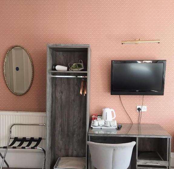 Семейный Номер, Alexander Guest House