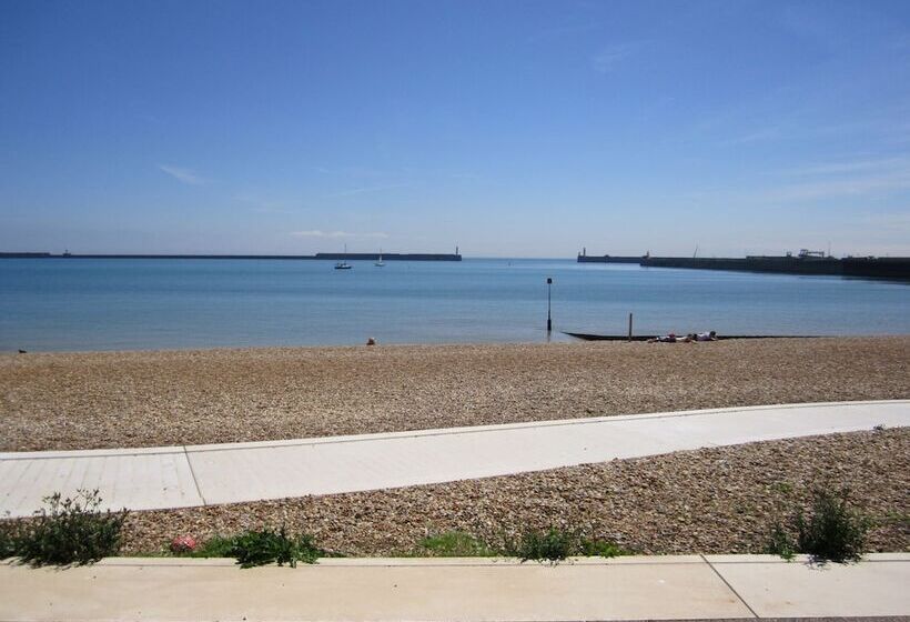 اتاق استاندارد با تخت دوبل و چشم‌انداز دریا, Best Western Premier Dover Marina Hotel & Spa