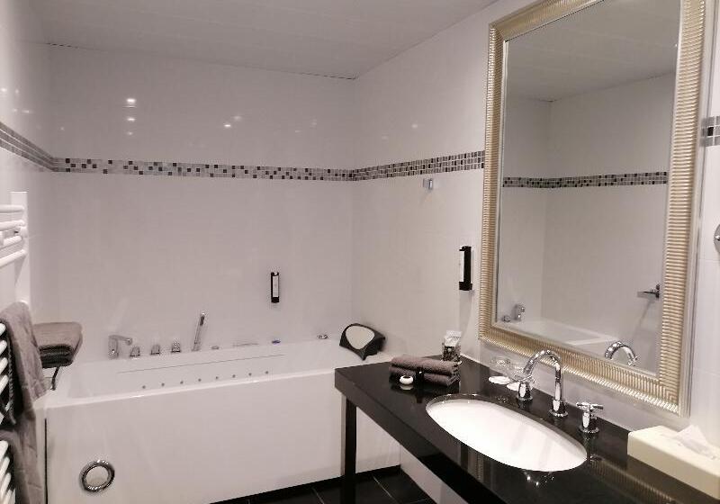 Номер Superior, Henry Ii Beaune Centre
