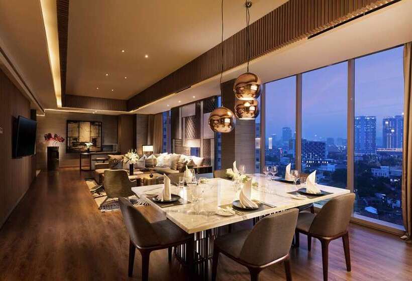سوییت, Hilton Amman