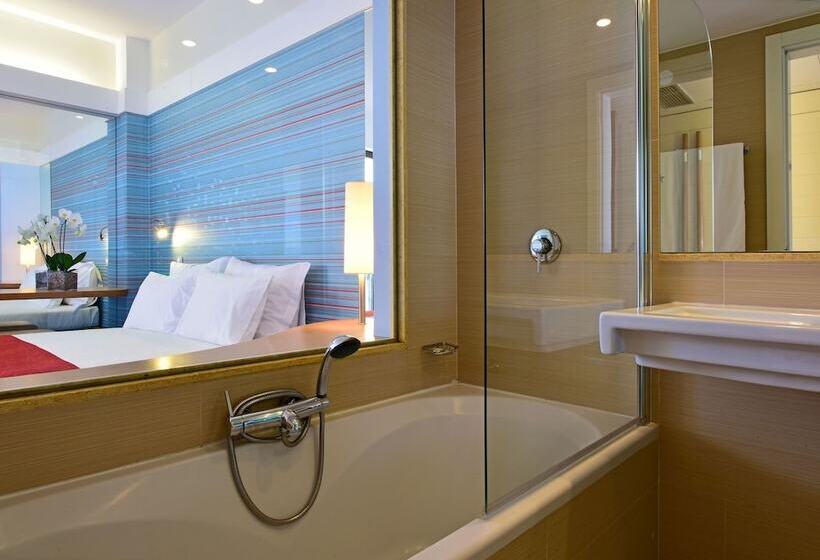 اتاق لوکس با چشم‌انداز دریا, Pestana D. João Ii Beach & Golf Resort