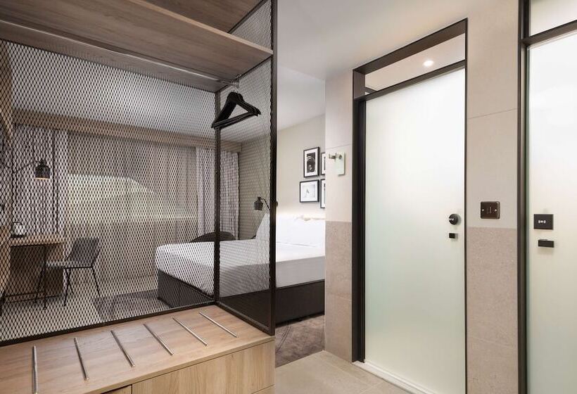 Номер Стандарт Двуспальная Кровать с Видом, Hilton Garden Inn Silverstone