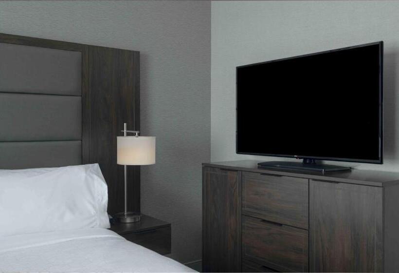 디럭스 스위트 킹 침대, Staybridge Suites   Boston Logan Airport   Revere, An Ihg