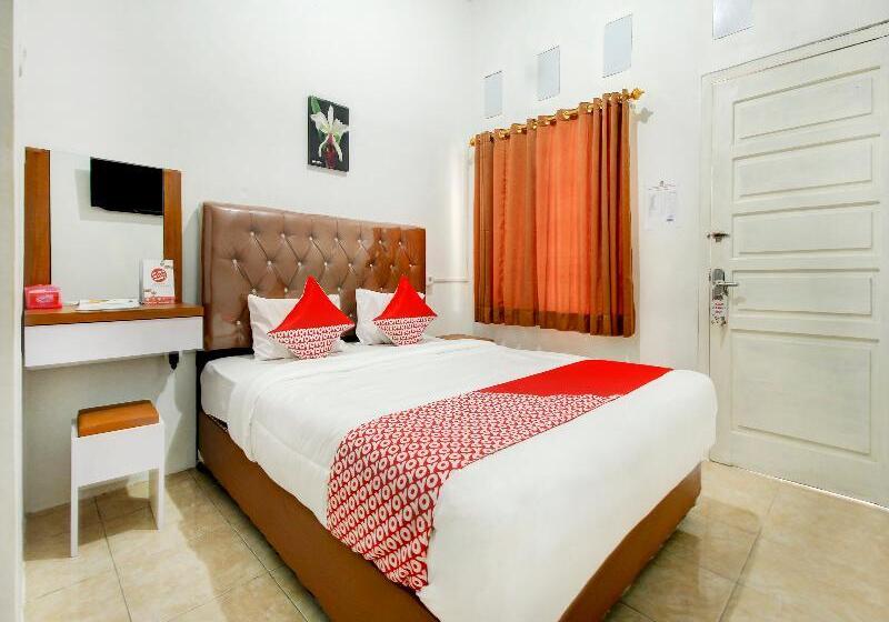 Deluxe Rum, Oyo 3415 Kost Wimane