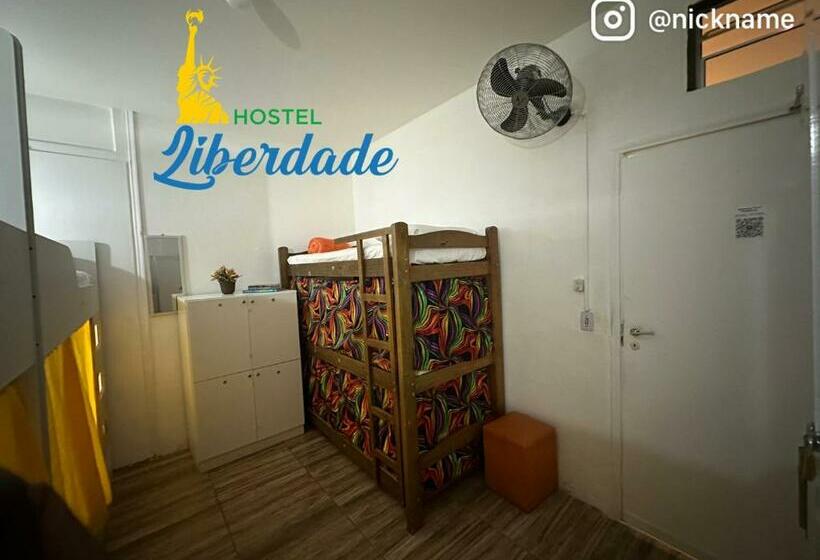 Cama em Quarto Compartilhado, Hostel Liberdade