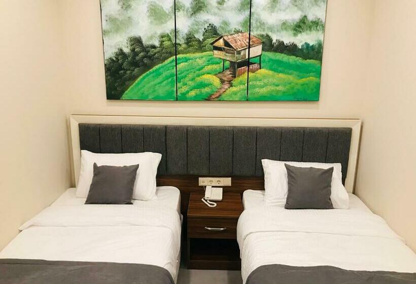 Quarto Familiar, Deryaman Hotel Trabzon