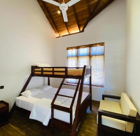 Трехместный Номер Базовый, La Seran Eco Resort