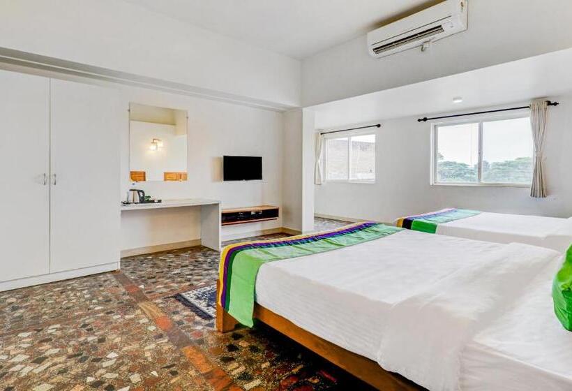 豪华房间, Treebo Benaka Residency