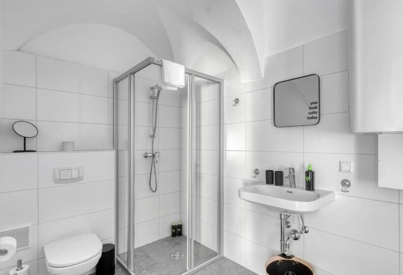 Люкс, Limehome Villach Kirchenplatz