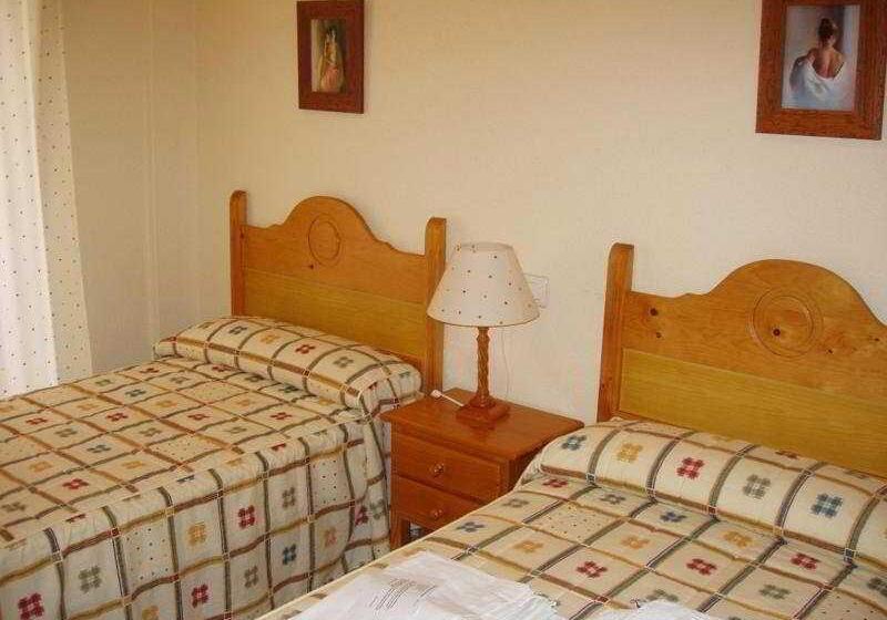 Апартаменты 3 Спальни, Apartamentos Pueblo Salado