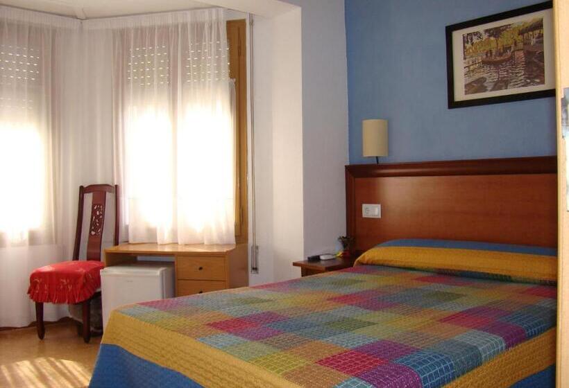 스탠다드 룸, Hostal Platja