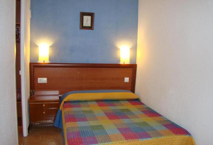 스탠다드 룸, Hostal Platja
