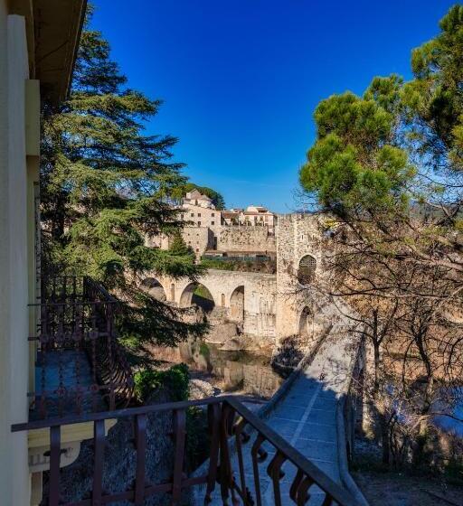 Номер Стандарт Вид на Город, Els Jardins De La Martana