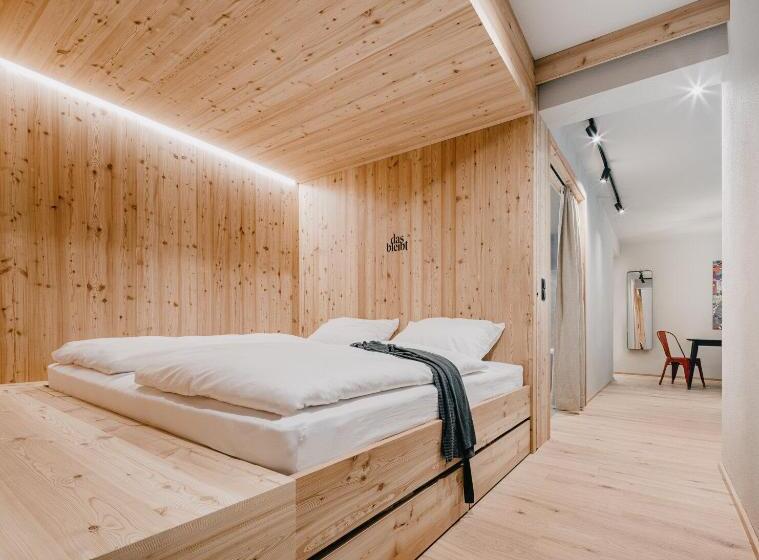 اتاق خانوادگی با چشم‌انداز کوه, Das Bleibt Alpine Suites