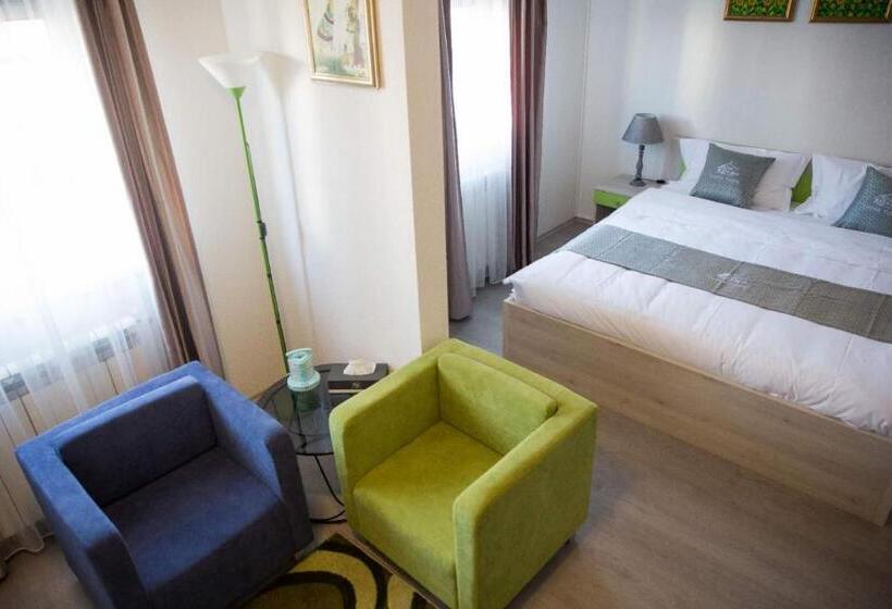 Quarto standard, China Town Prenoćište