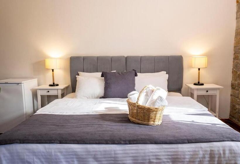 Трехместный Номер Стандарт Вид на Сад, Salkım Otel Gökçeada