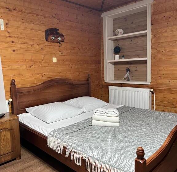 Suíte Familiar, Zatyshok Nad Prutom