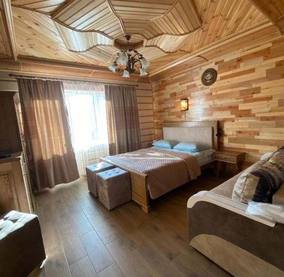 Quarto Familiar Superior, Zatyshok Nad Prutom