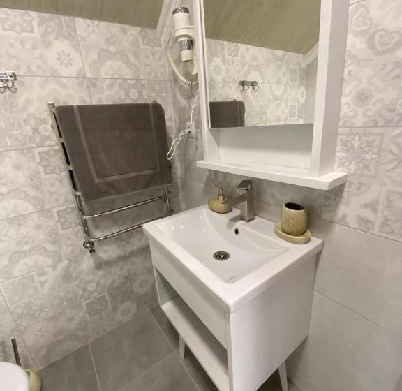 Apartamento 2 Dormitórios, Zatyshok Nad Prutom