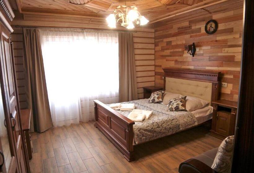 Quarto Familiar Superior, Zatyshok Nad Prutom