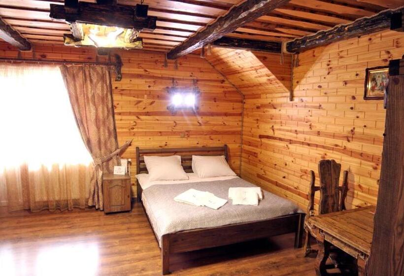 Suíte Familiar, Zatyshok Nad Prutom