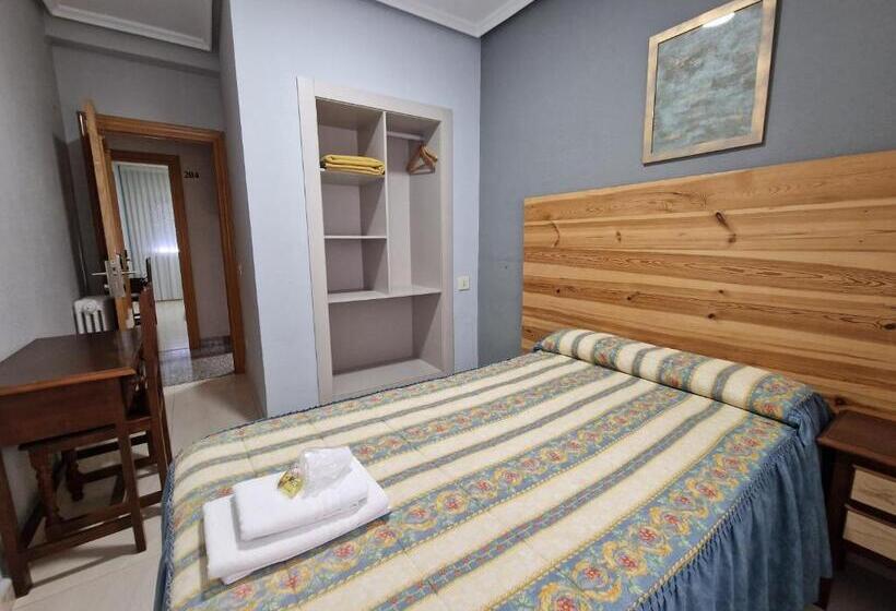 Семейный Номер, Hostal Soto